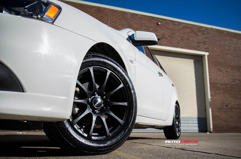 MITSUBISHI LANCER CARBINE SATIN BLACK